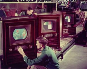 Тайны процесса создания современных телевизоров: удивительные факты в мире технологий